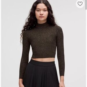 Lululemon Glitter Knit Twist-Back Long Sleeve Mock Sweater Top Tee Black Gold L